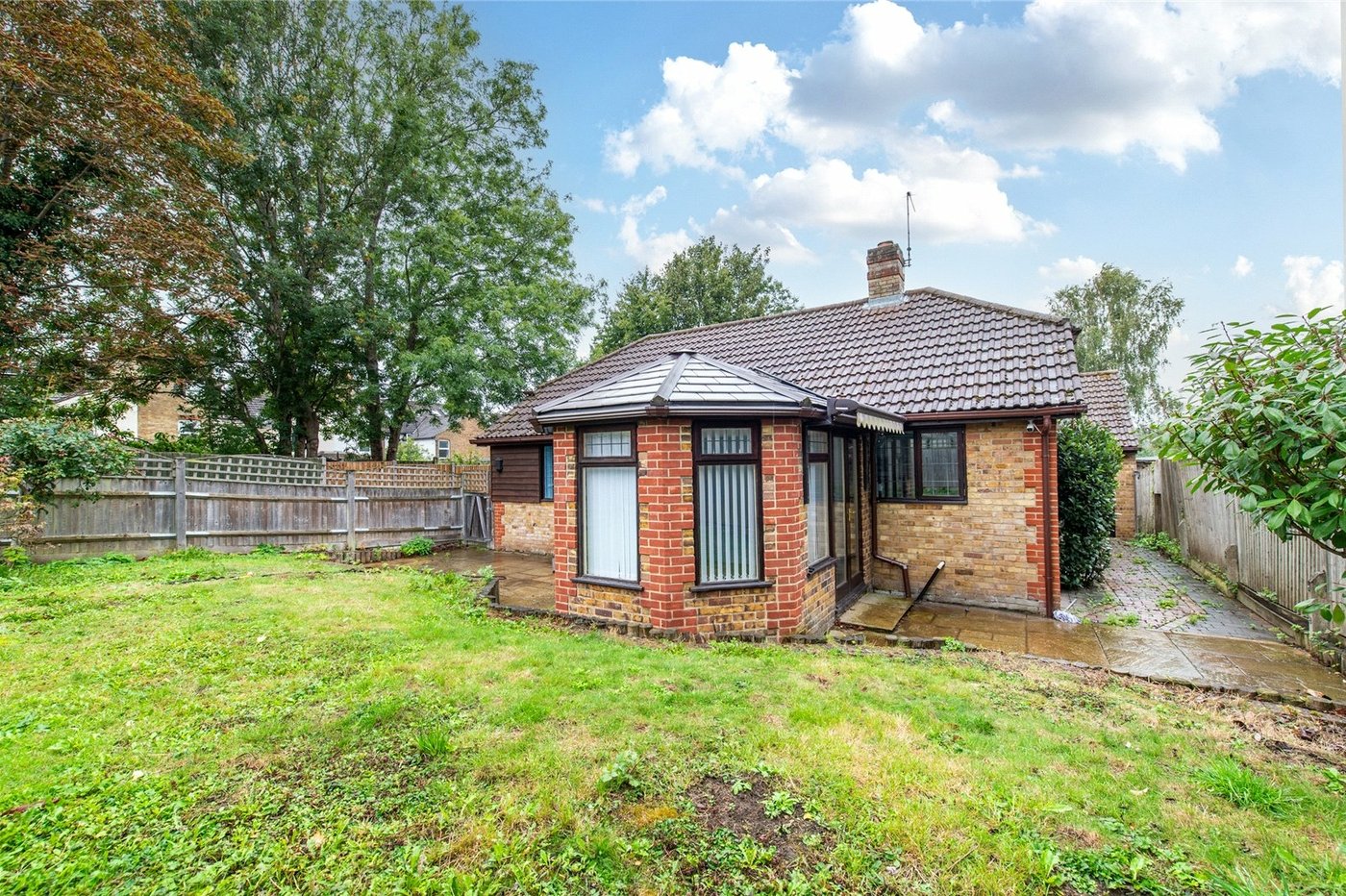 2 bedroom bungalow for sale in Maidstone | Robinson Michael & Jackson