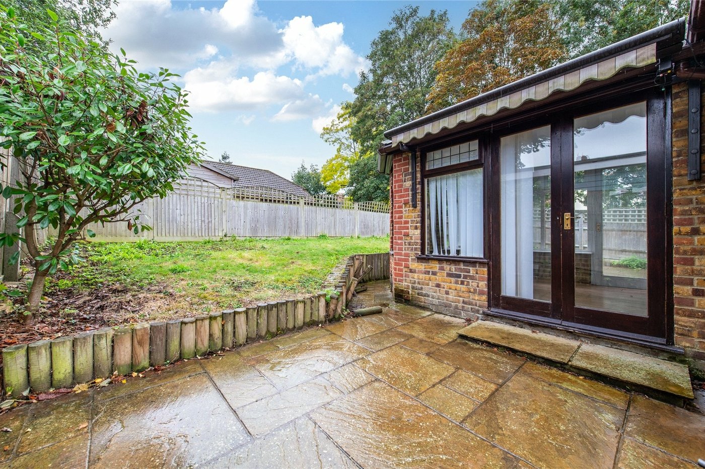 2 bedroom bungalow for sale in Maidstone | Robinson Michael & Jackson