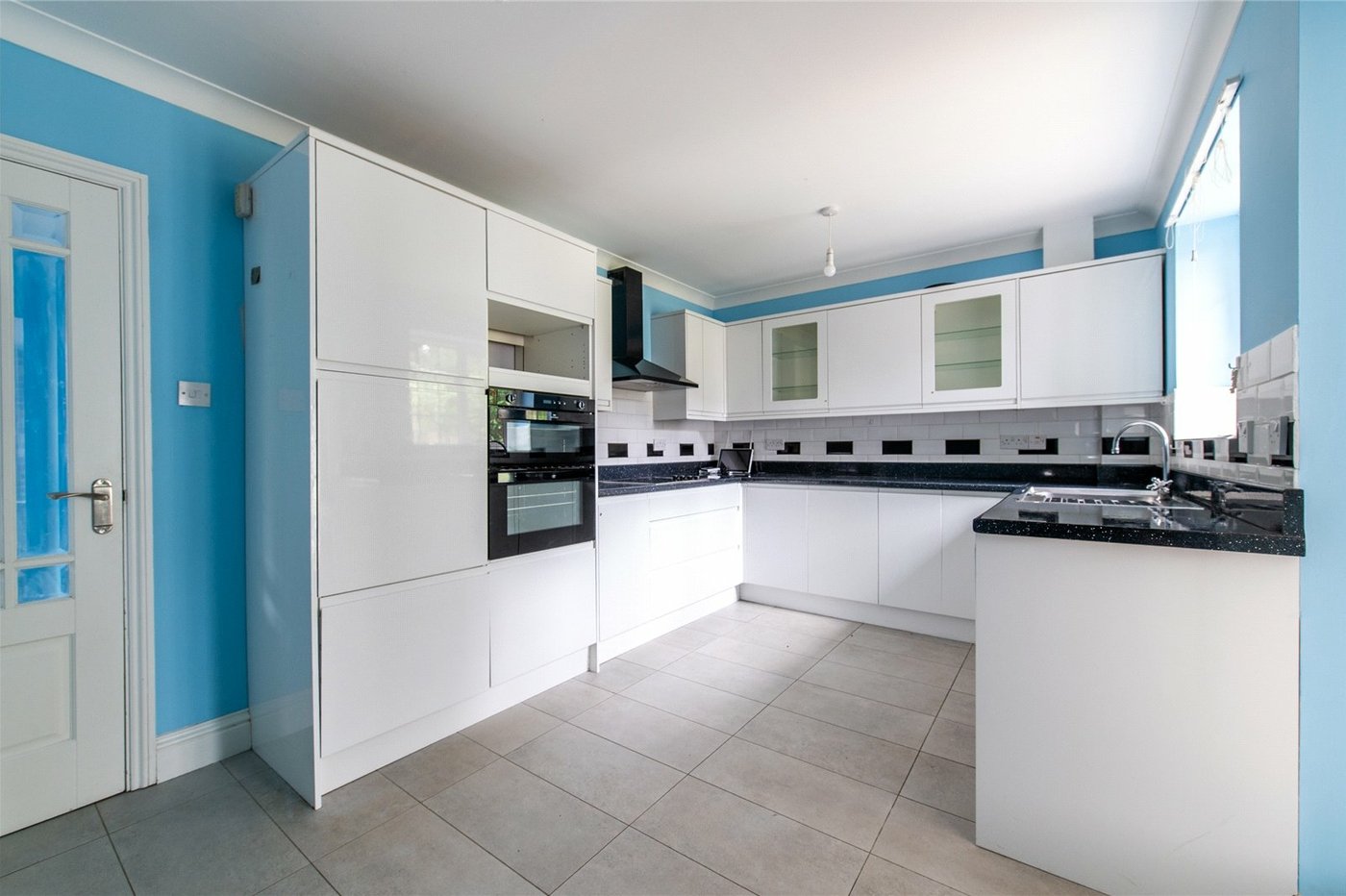 2 bedroom bungalow for sale in Maidstone | Robinson Michael & Jackson