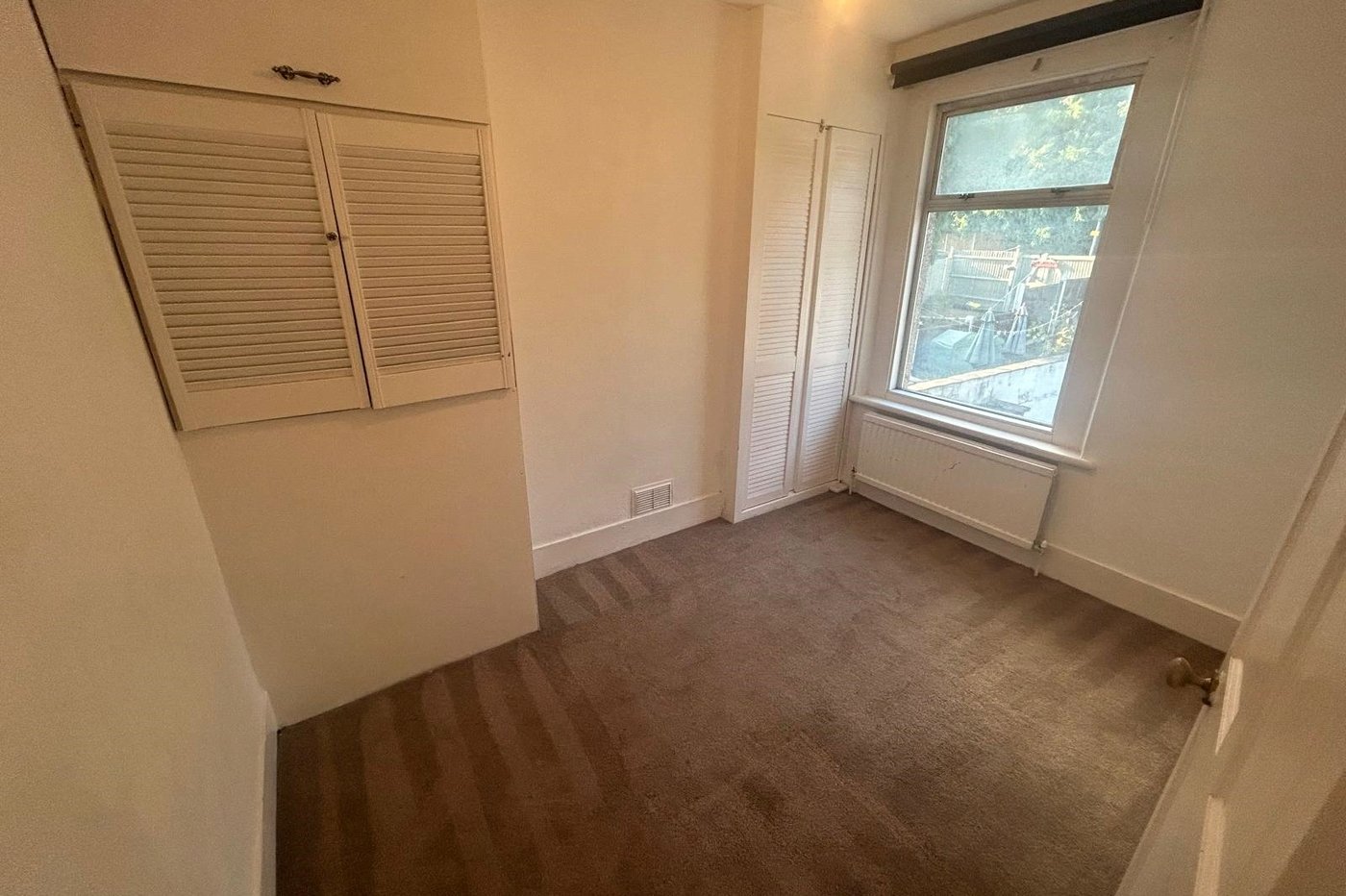 2 bedroom house for sale in Gravesend | Robinson Michael & Jackson