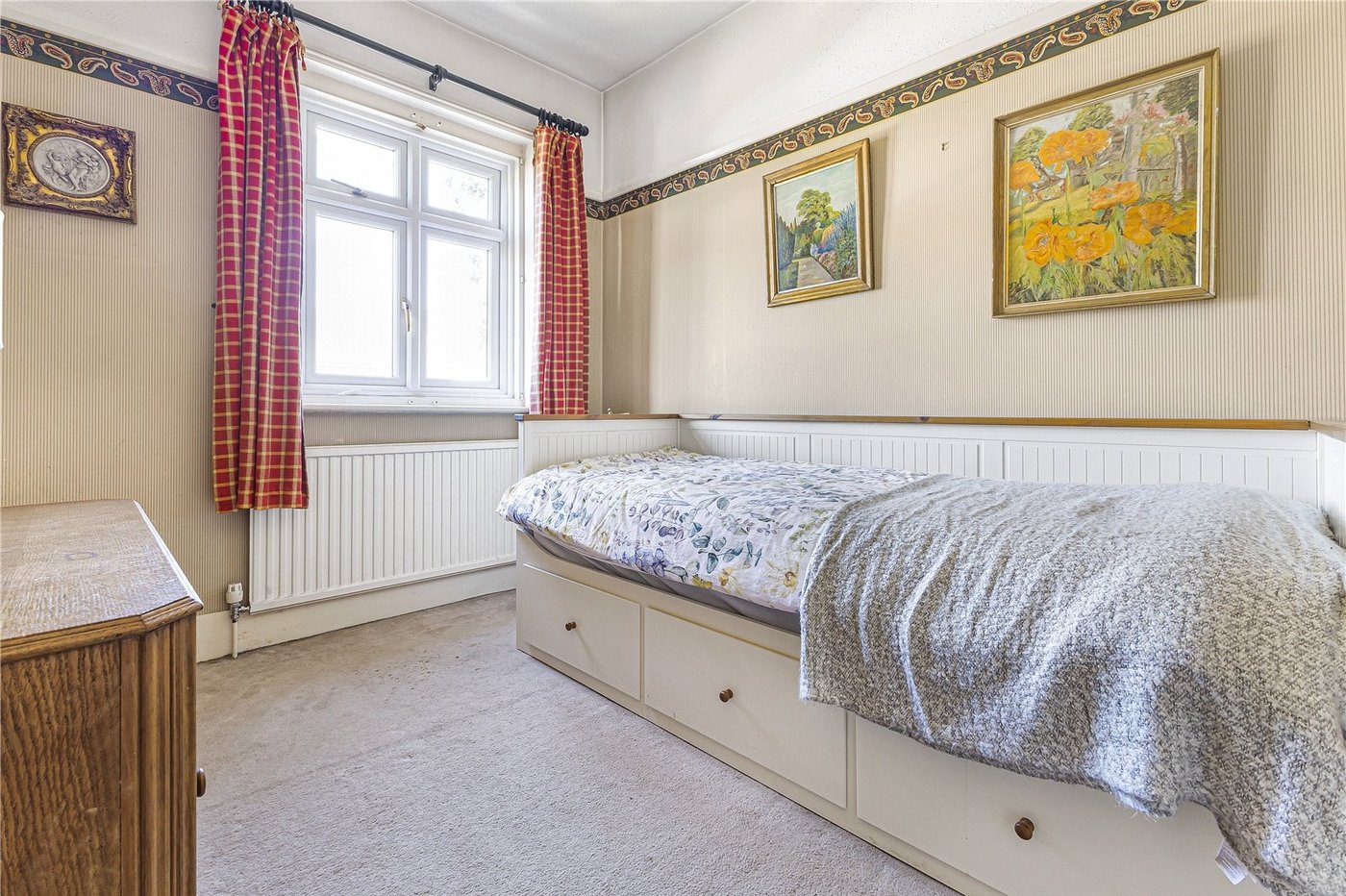 3 bedroom house for sale in Gravesend | Robinson Michael & Jackson