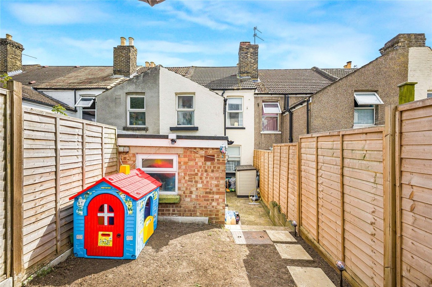 3 bedroom house for sale in Rochester | Robinson Michael & Jackson