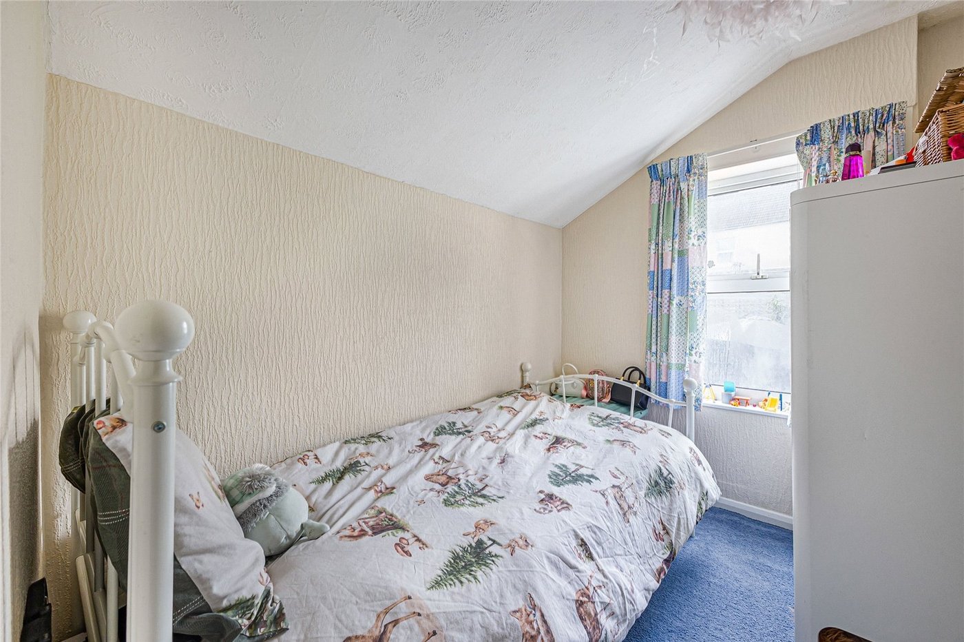 3 bedroom house for sale in Rochester | Robinson Michael & Jackson