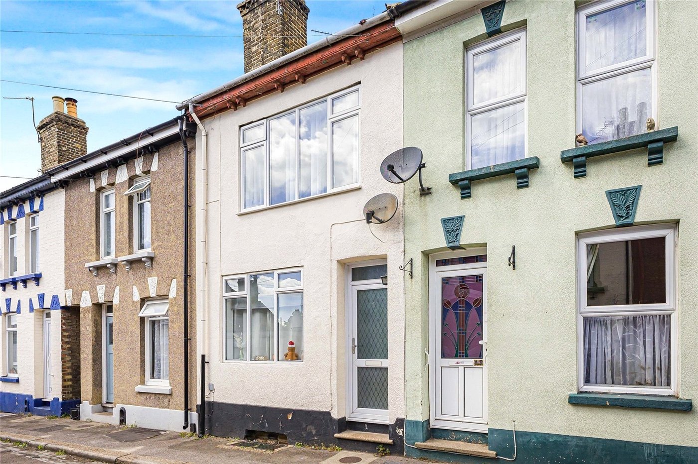 3 bedroom house for sale in Rochester | Robinson Michael & Jackson