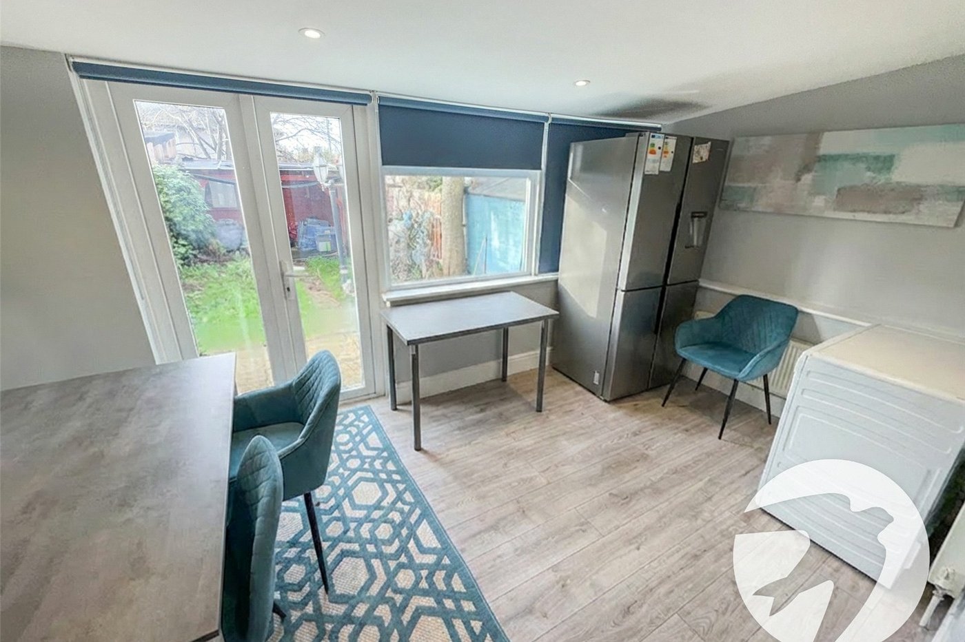 2 bedroom house for sale in London | Robinson Jackson