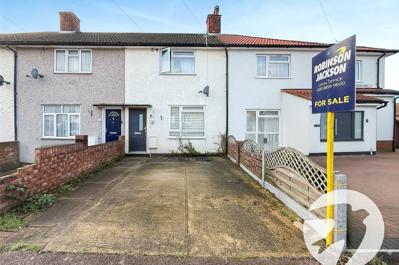 2 bedroom house for sale in London | Robinson Jackson