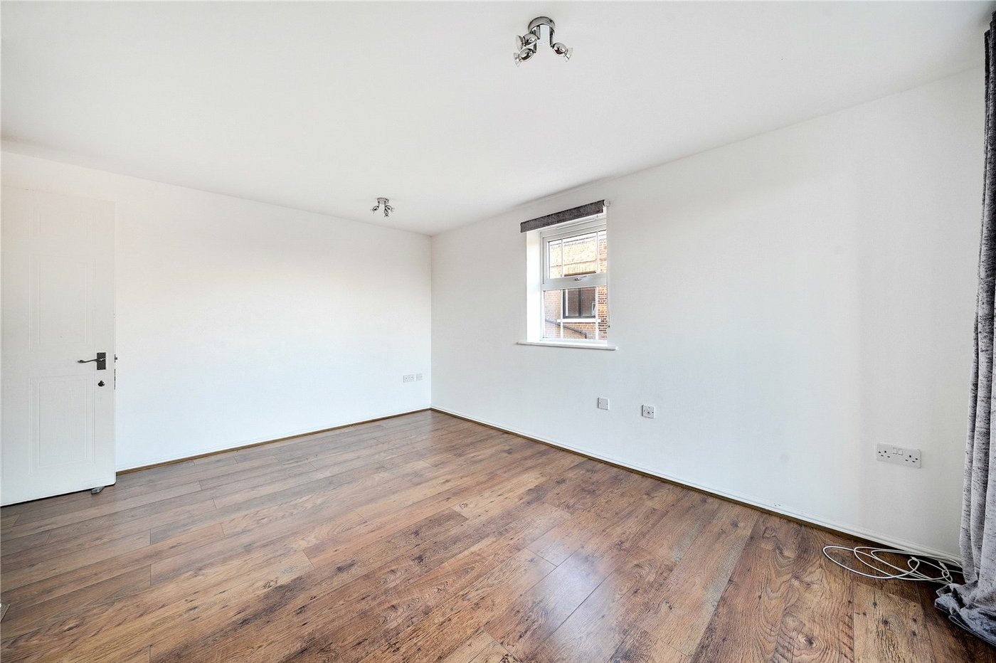 2 bedroom property for sale in  | Robinson Jackson