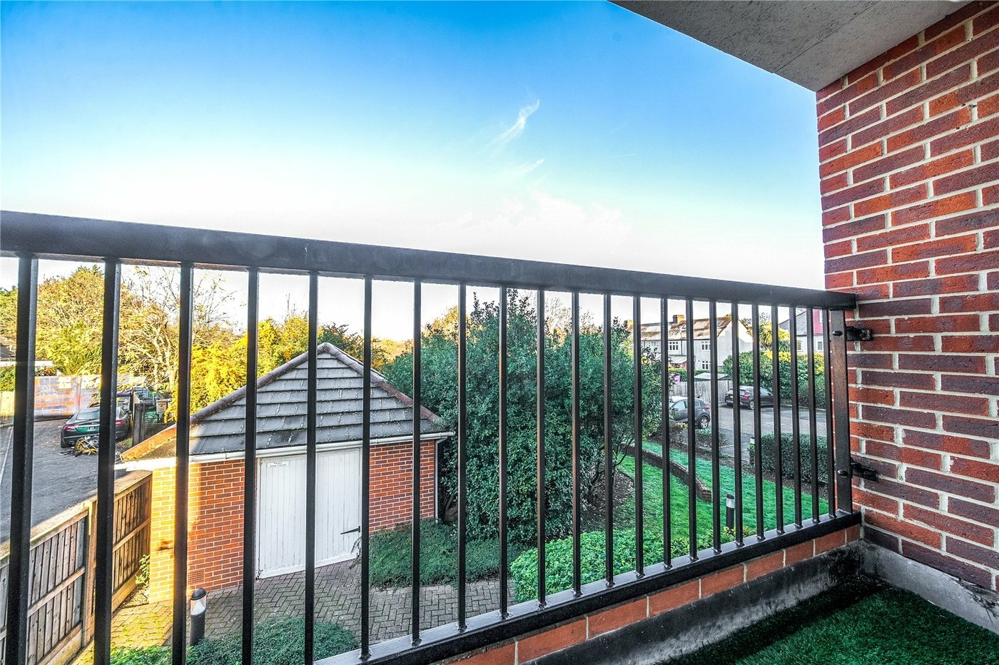 2 bedroom property for sale in  | Robinson Jackson