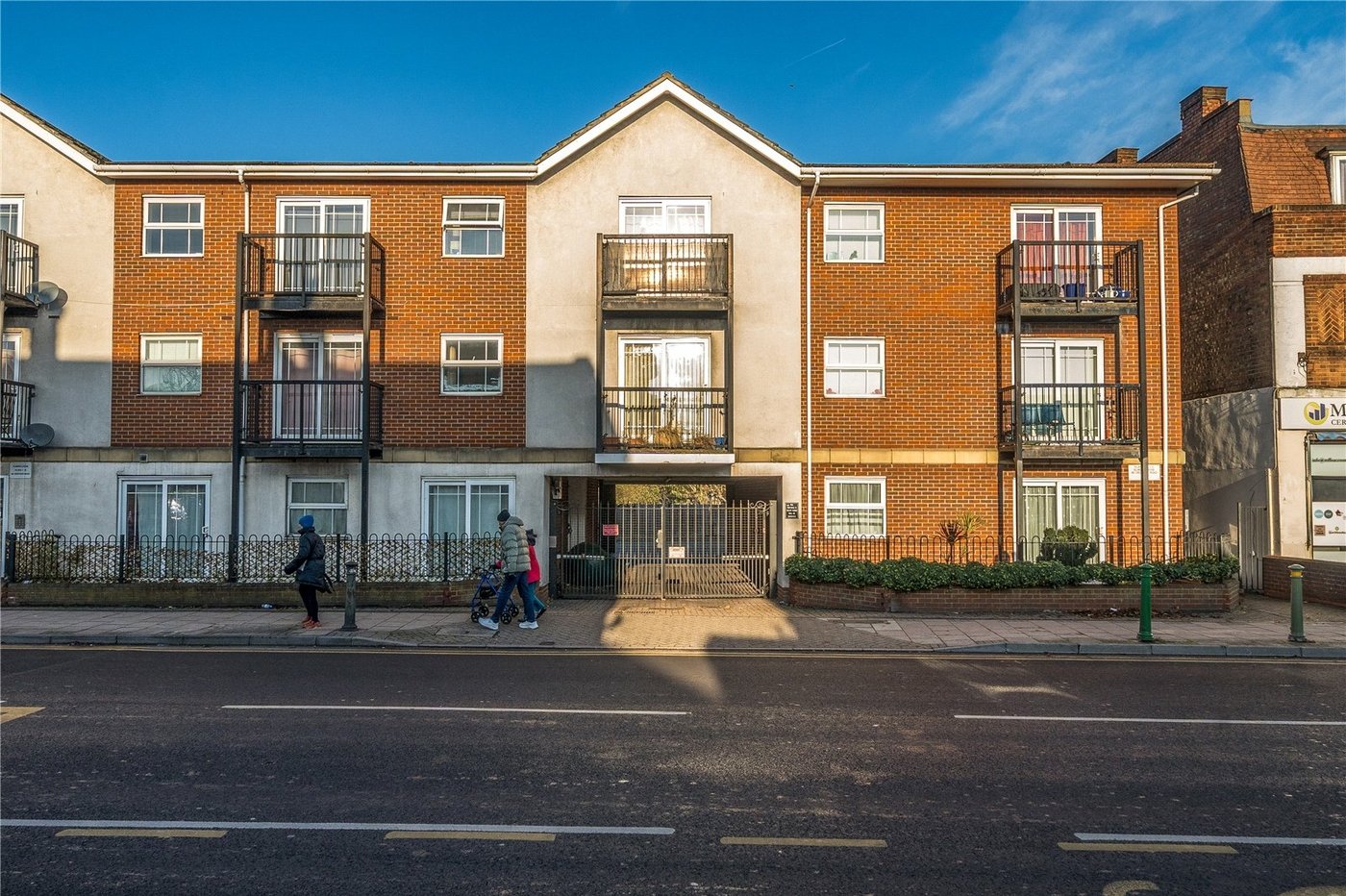 2 bedroom property for sale in Beckenham | Robinson Jackson