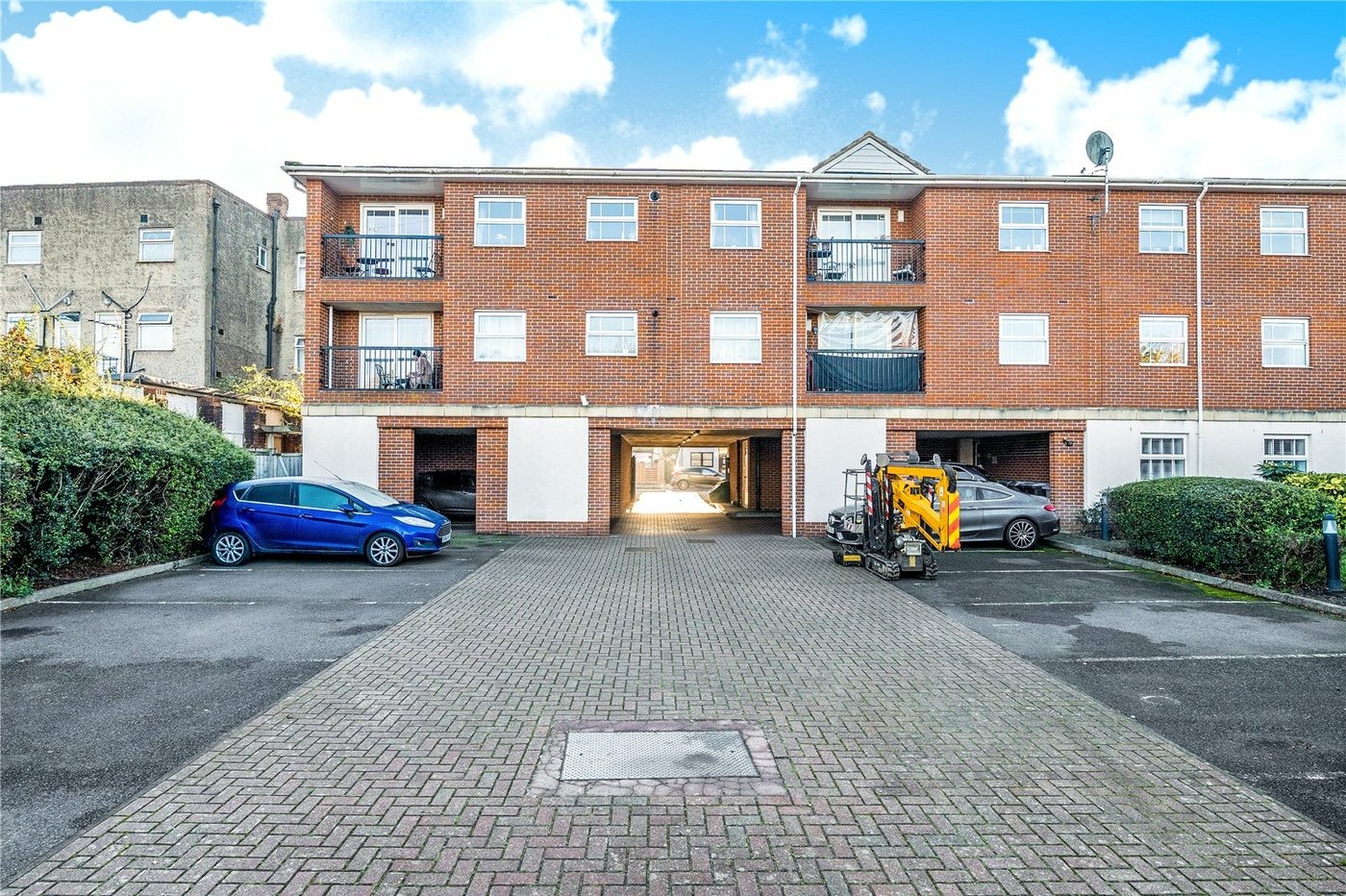 2 bedroom property for sale in Beckenham | Robinson Jackson