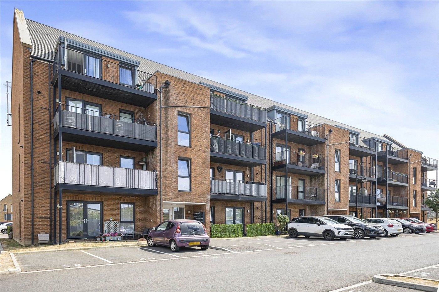 2 bedroom property for sale in Rochester | Robinson Michael & Jackson