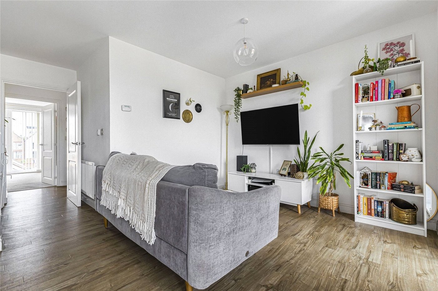 2 bedroom property for sale in Rochester | Robinson Michael & Jackson