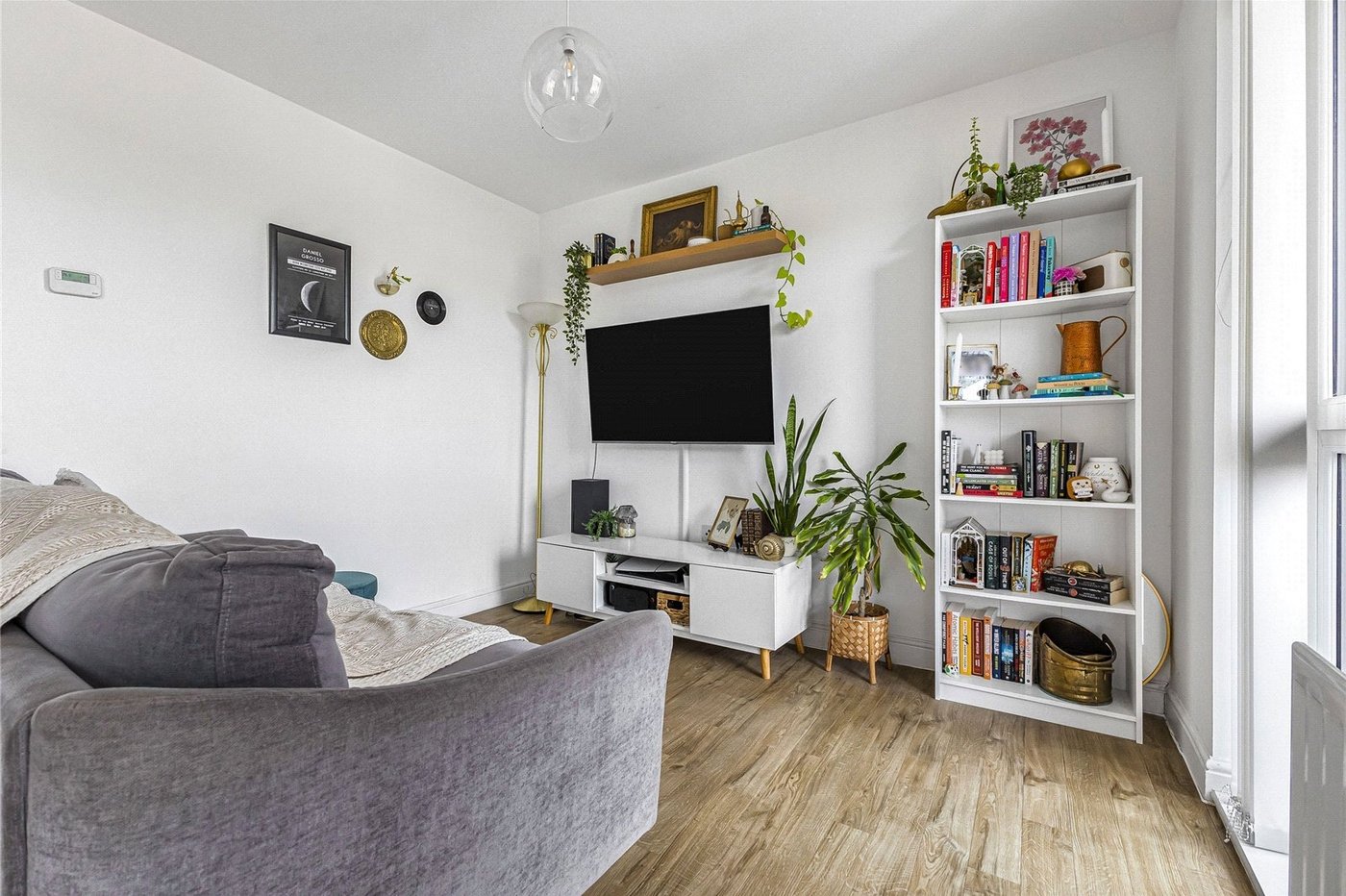 2 bedroom property for sale in Rochester | Robinson Michael & Jackson