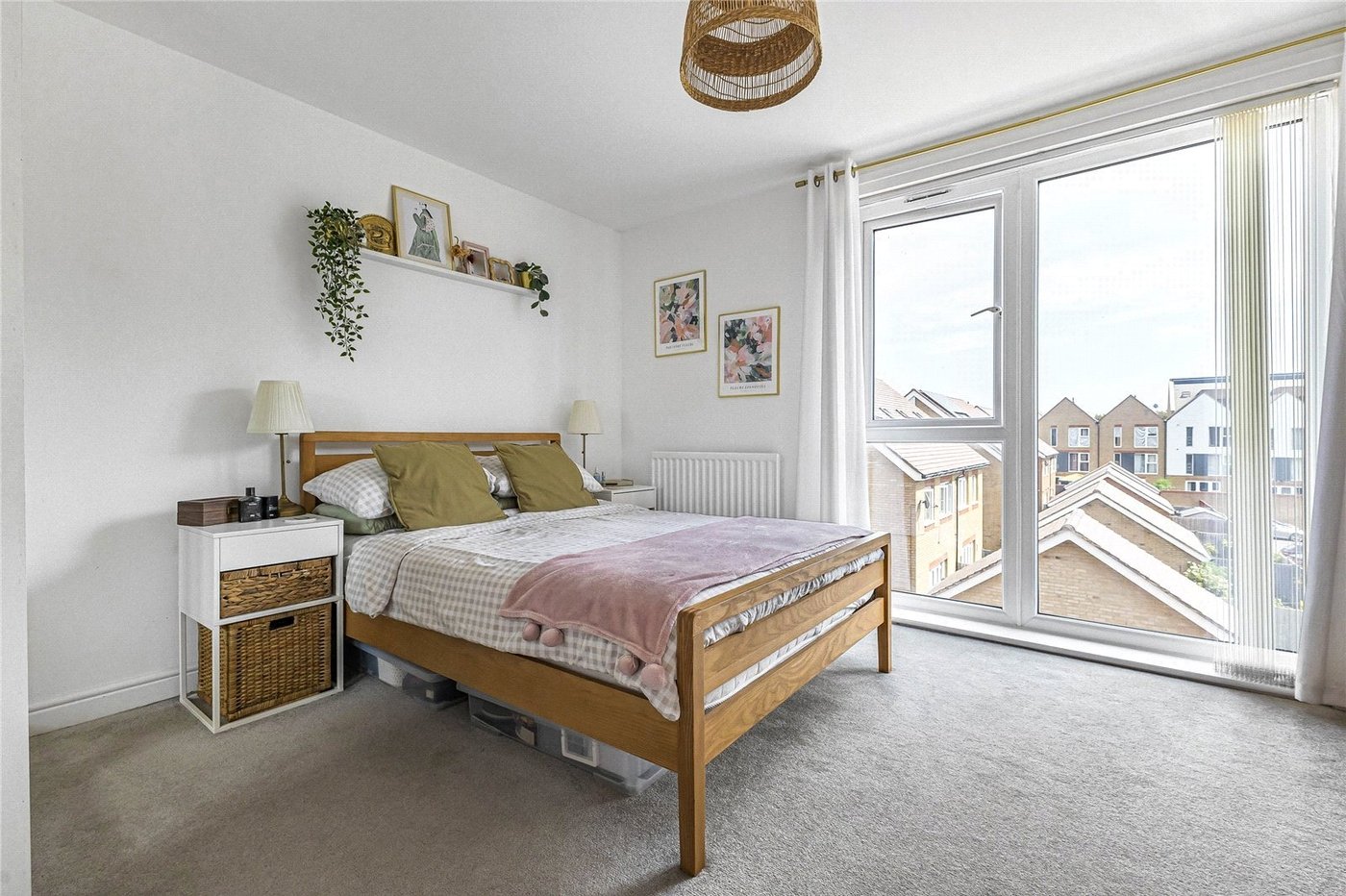 2 bedroom property for sale in Rochester | Robinson Michael & Jackson