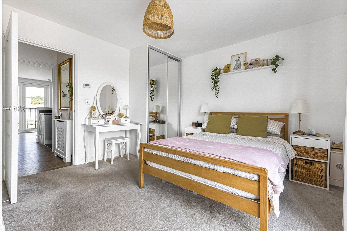 2 bedroom property for sale in Rochester | Robinson Michael & Jackson