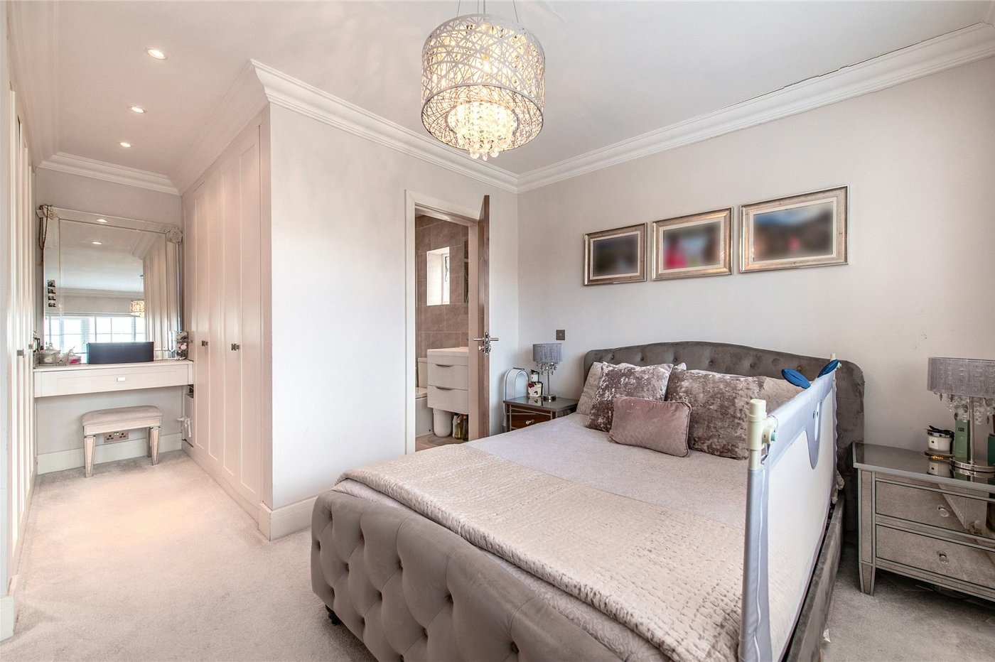 4 bedroom house for sale in Rochester | Robinson Michael & Jackson