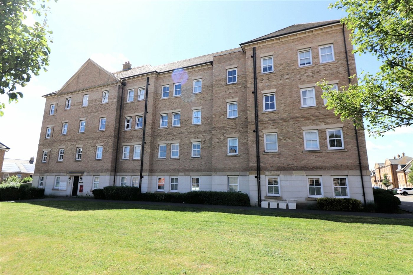 2 bedroom property for sale in Rainbow Road | Robinson Jackson