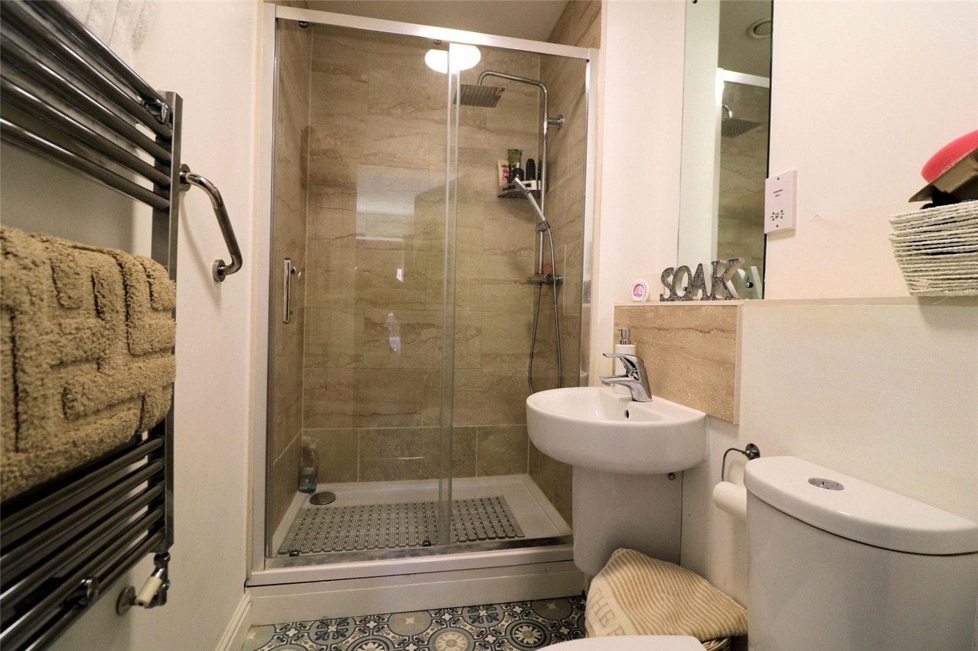 2 bedroom property for sale in Rainbow Road | Robinson Jackson