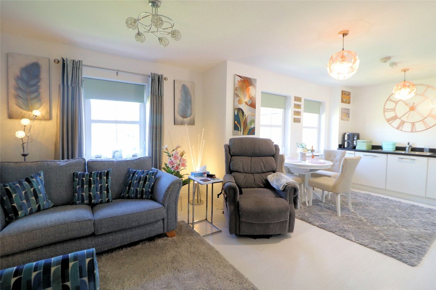 2 bedroom property for sale in Rainbow Road | Robinson Jackson