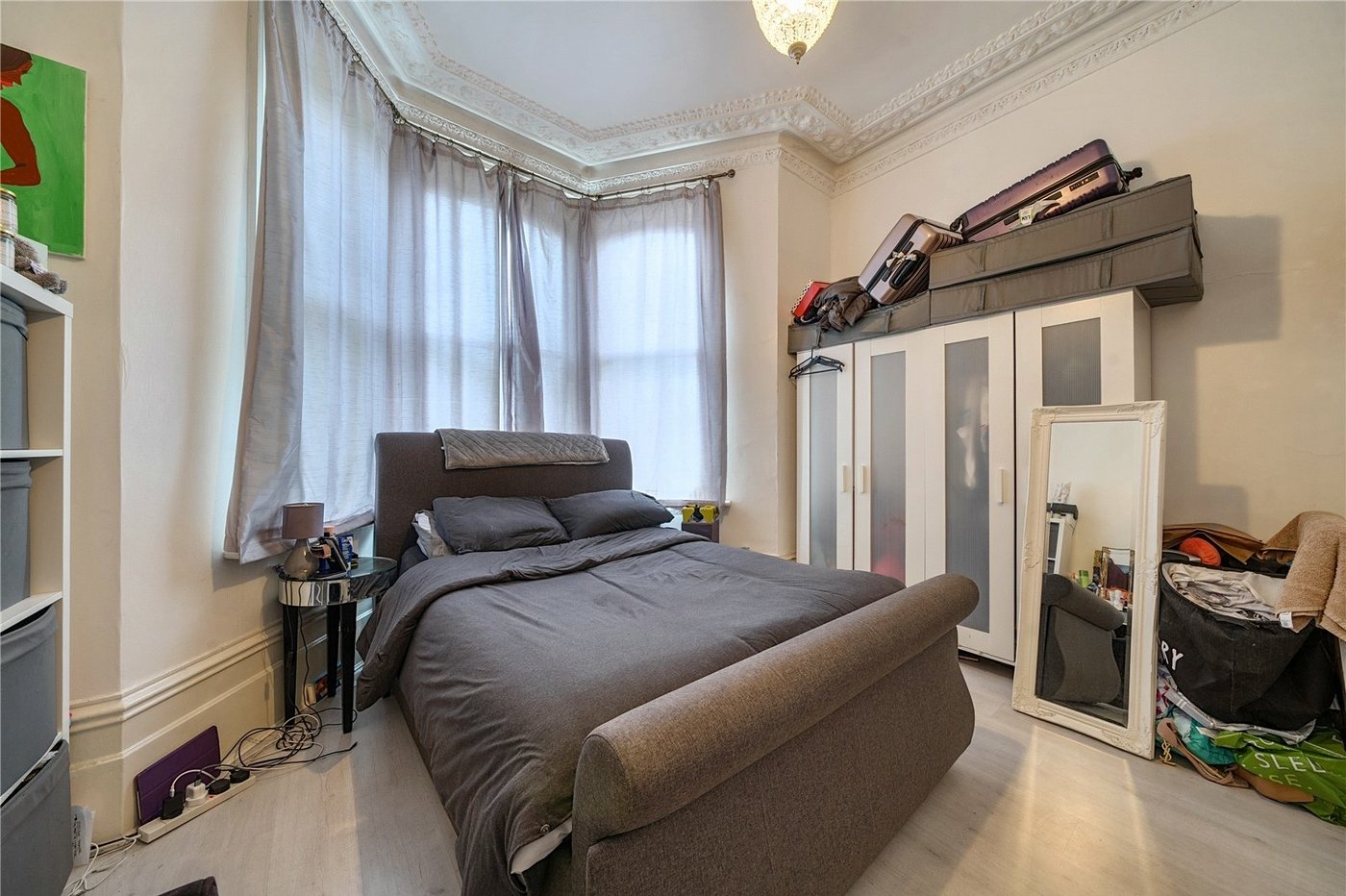 2 bedroom property for sale in London | Robinson Jackson