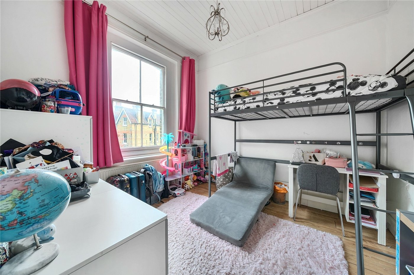 2 bedroom property for sale in  | Robinson Jackson