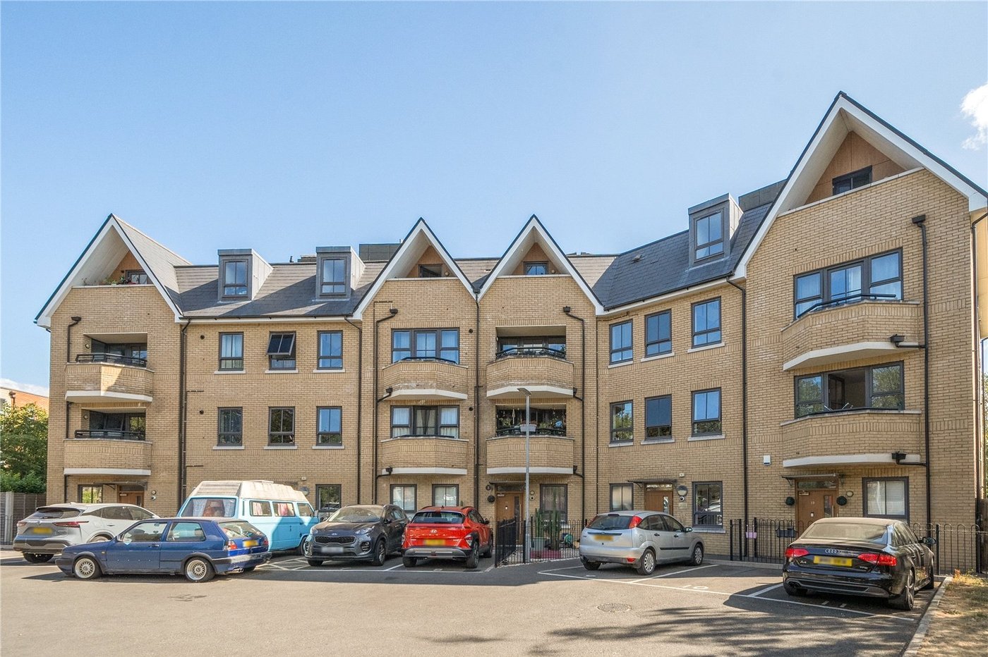 2 bedroom property for sale in Sydenham | Robinson Jackson