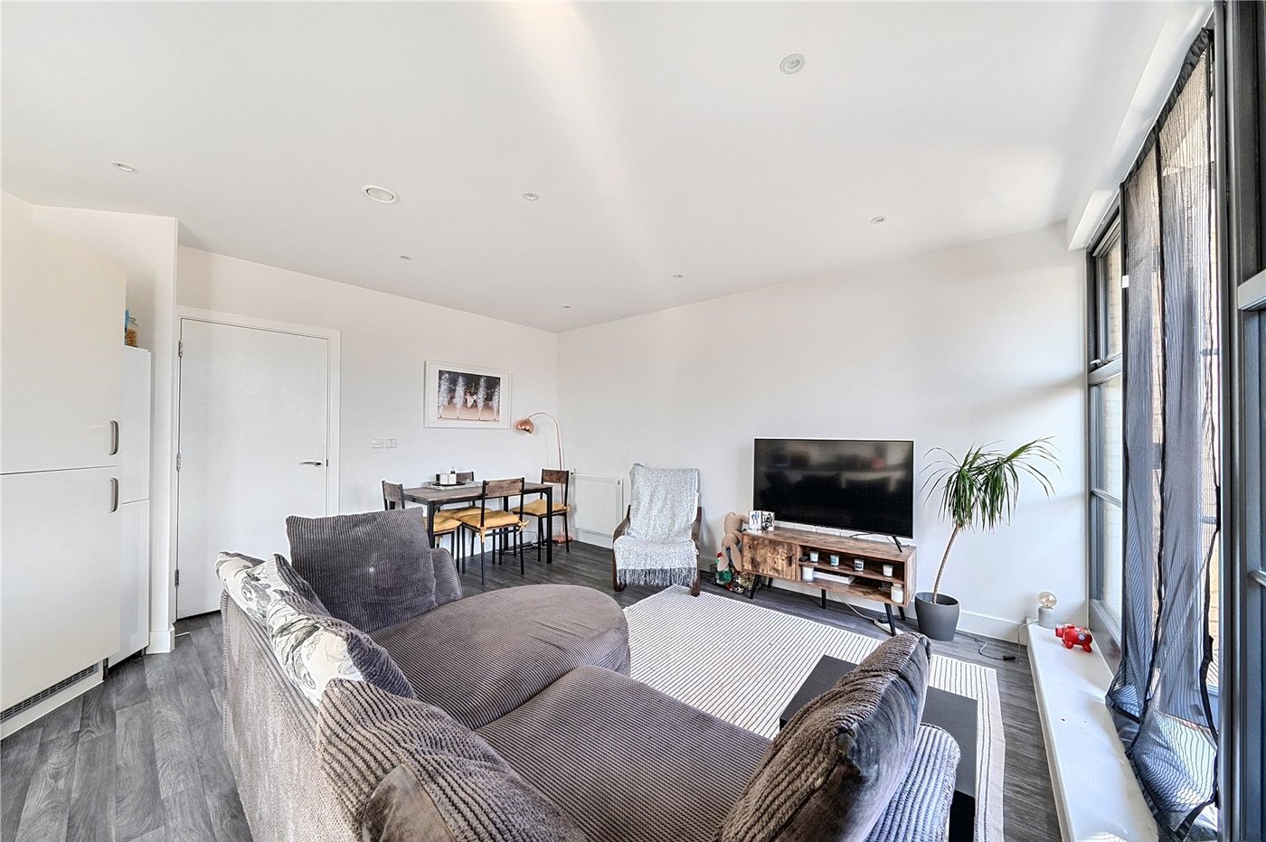 2 bedroom property for sale in Sydenham | Robinson Jackson