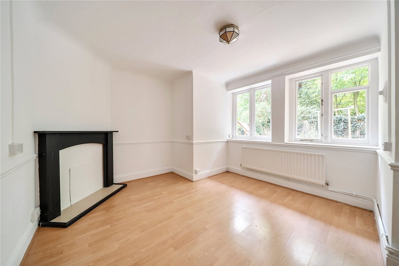 1 bedroom property for sale in Sydenham | Robinson Jackson