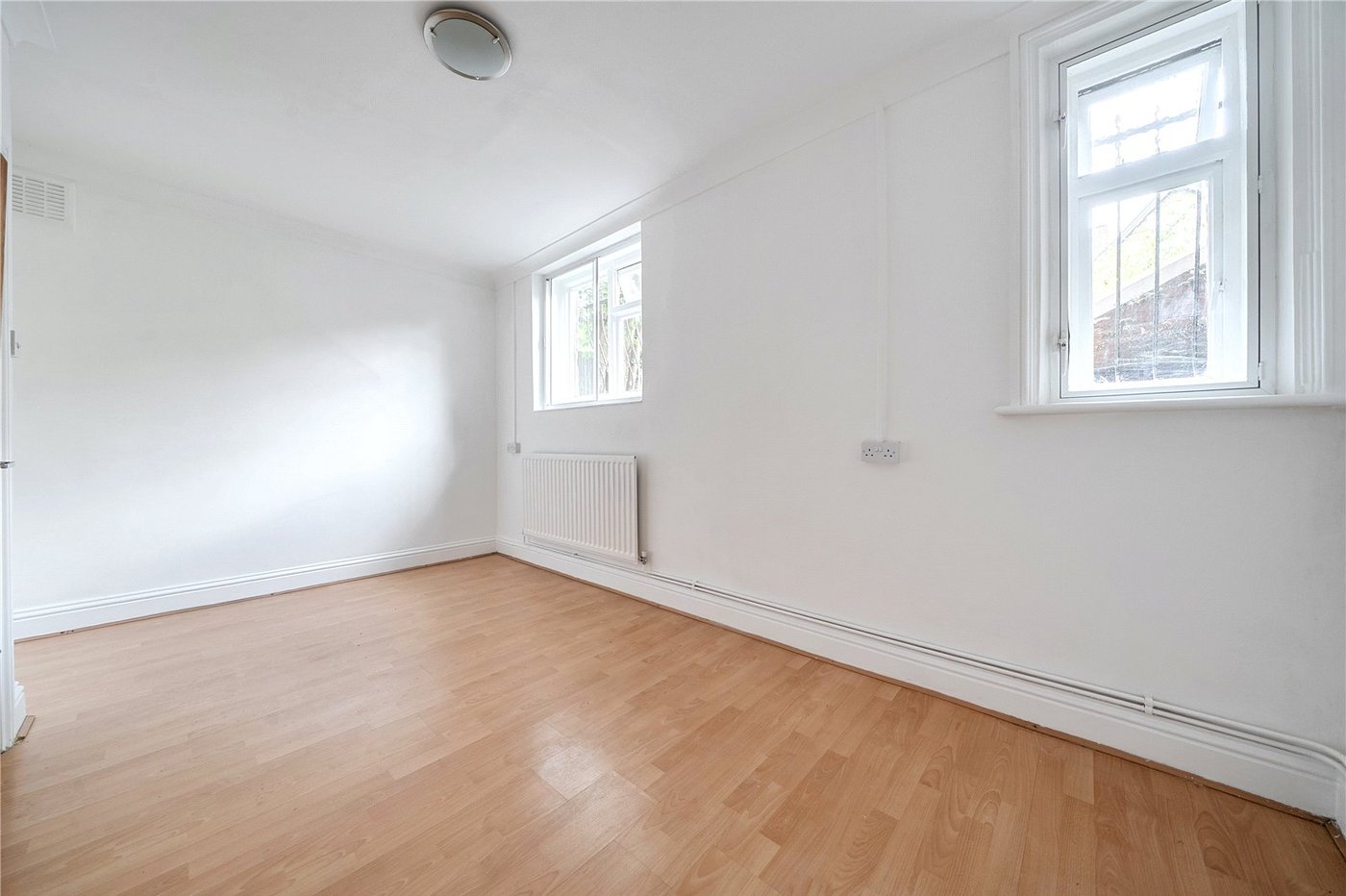 1 bedroom property for sale in Sydenham | Robinson Jackson