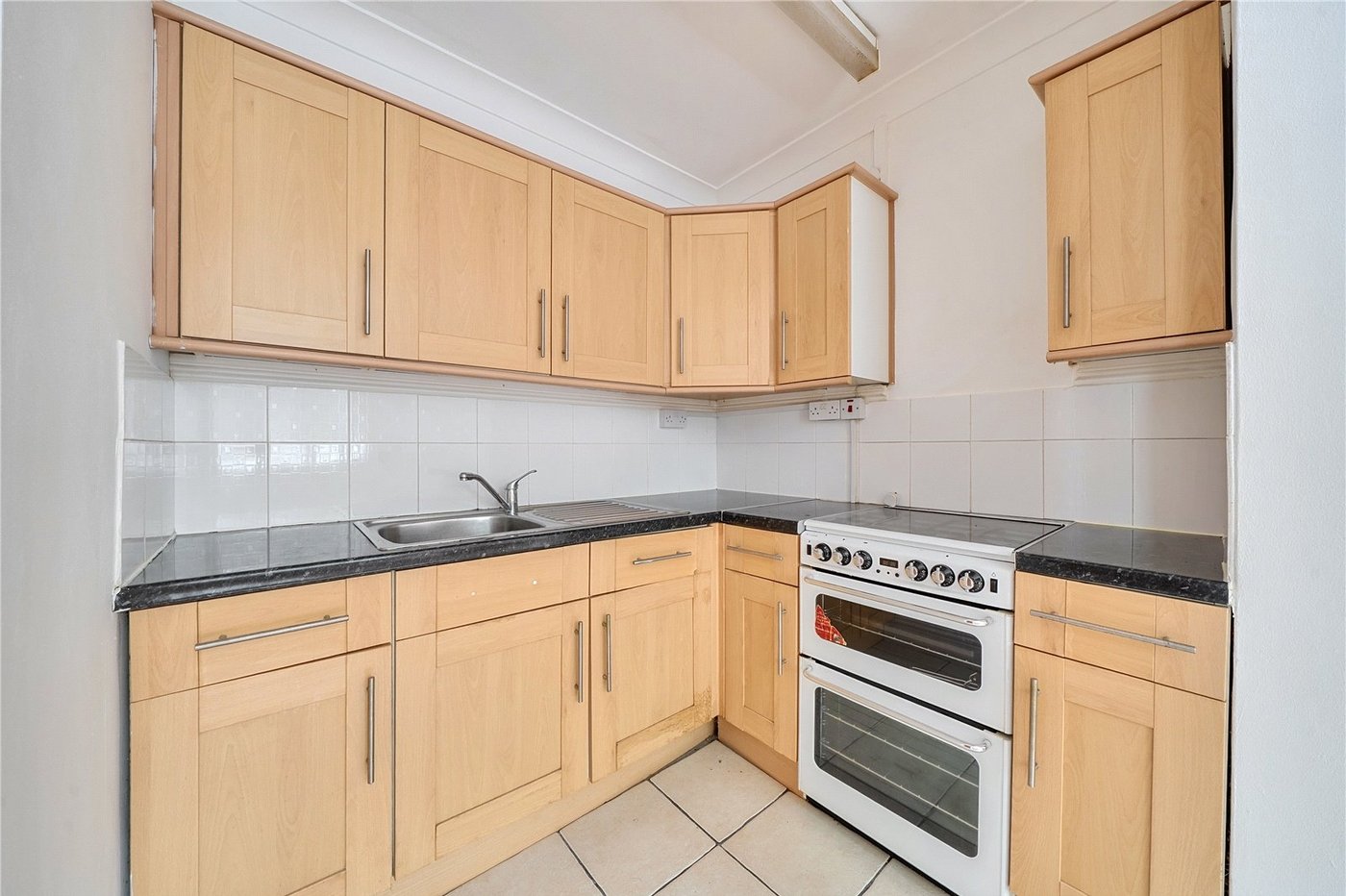 1 bedroom property for sale in Sydenham | Robinson Jackson