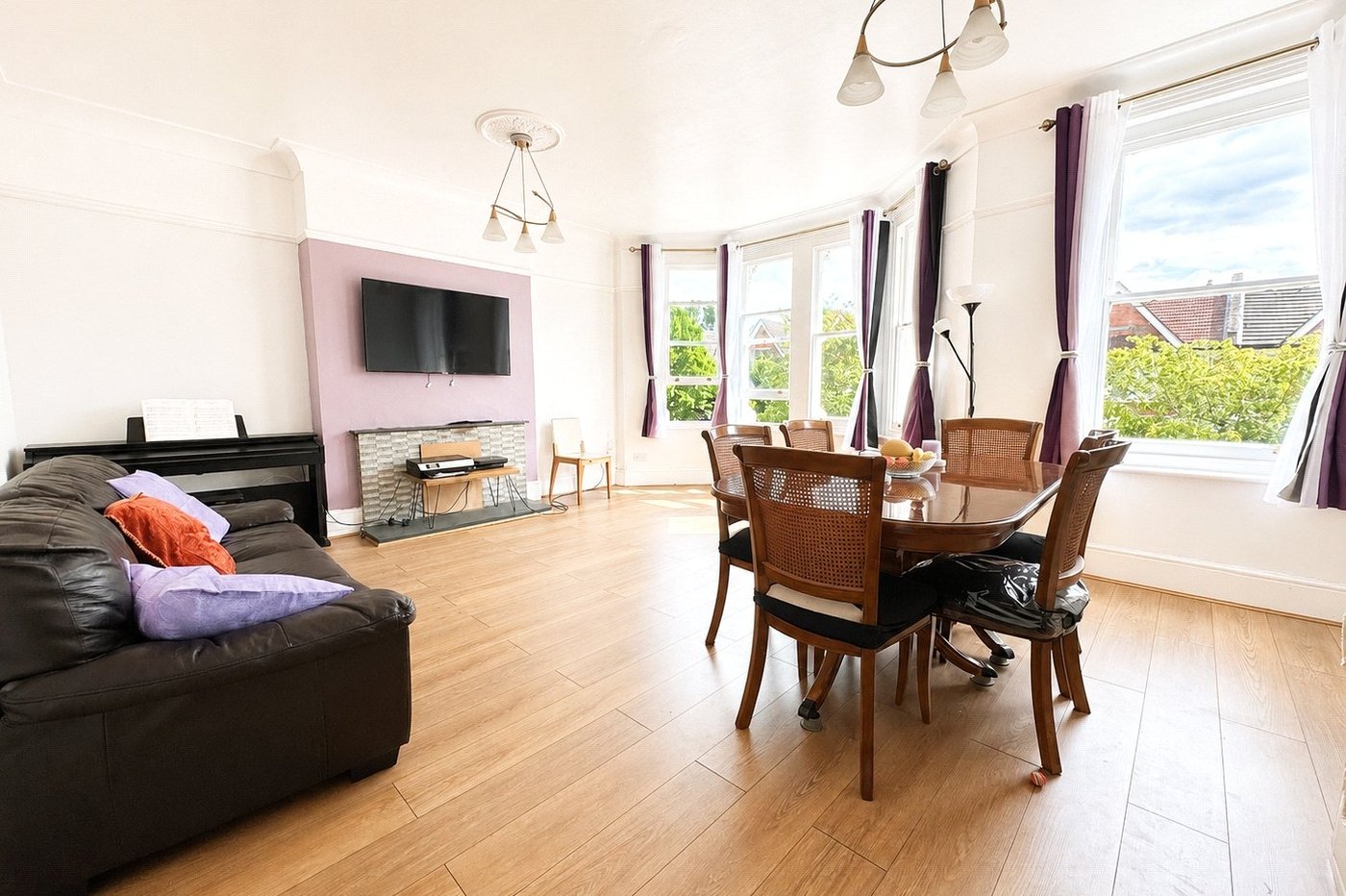 5 bedroom property for sale in Catford | Robinson Jackson