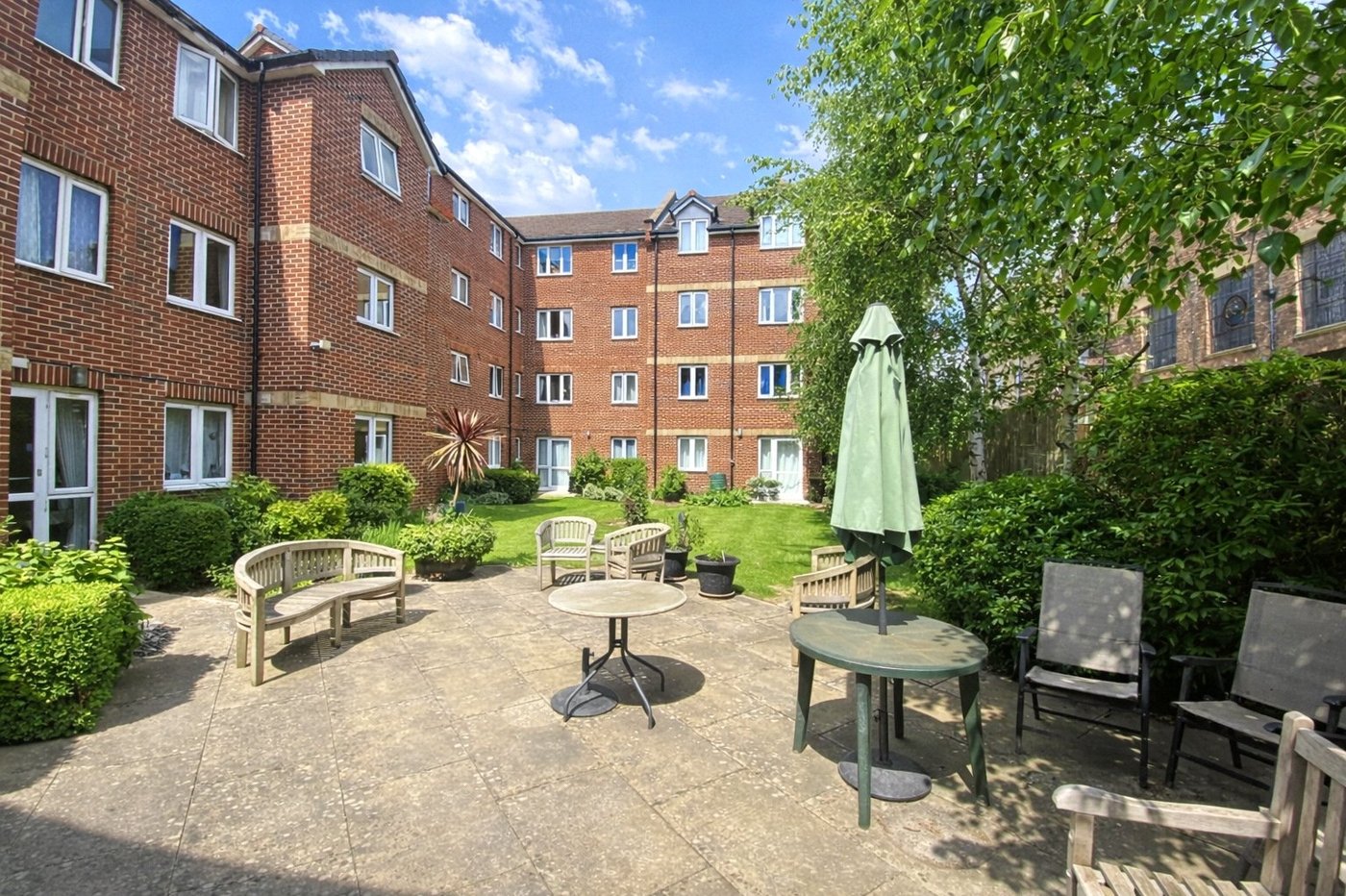 1 bedroom property for sale in London | Robinson Jackson