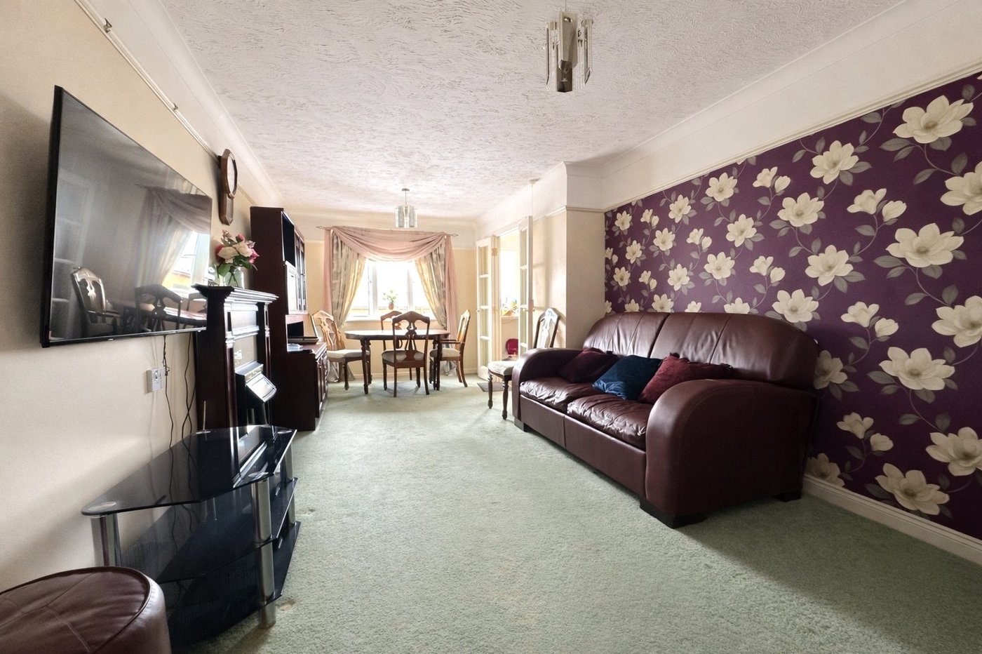 1 bedroom property for sale in London | Robinson Jackson