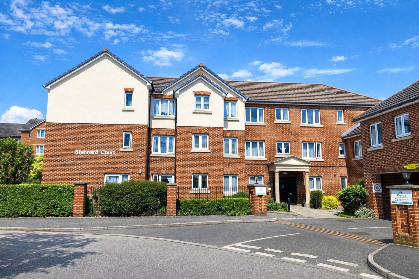 1 bedroom property for sale in London | Robinson Jackson