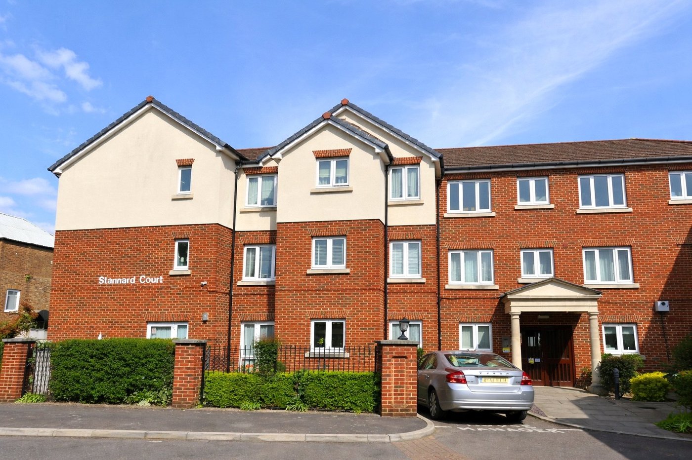 1 bedroom property for sale in London | Robinson Jackson