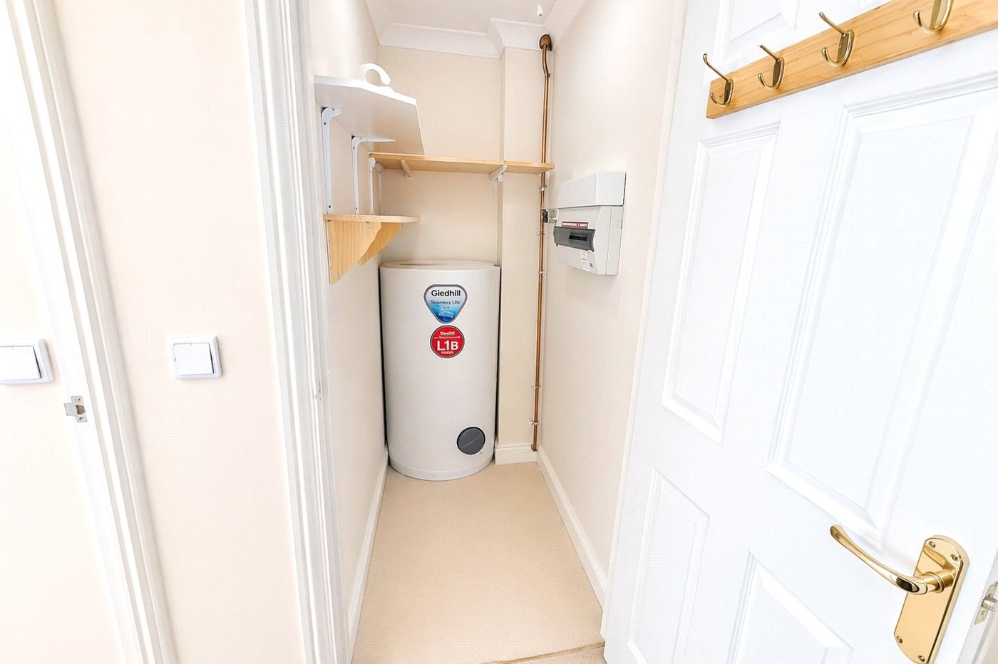 1 bedroom property for sale in London | Robinson Jackson