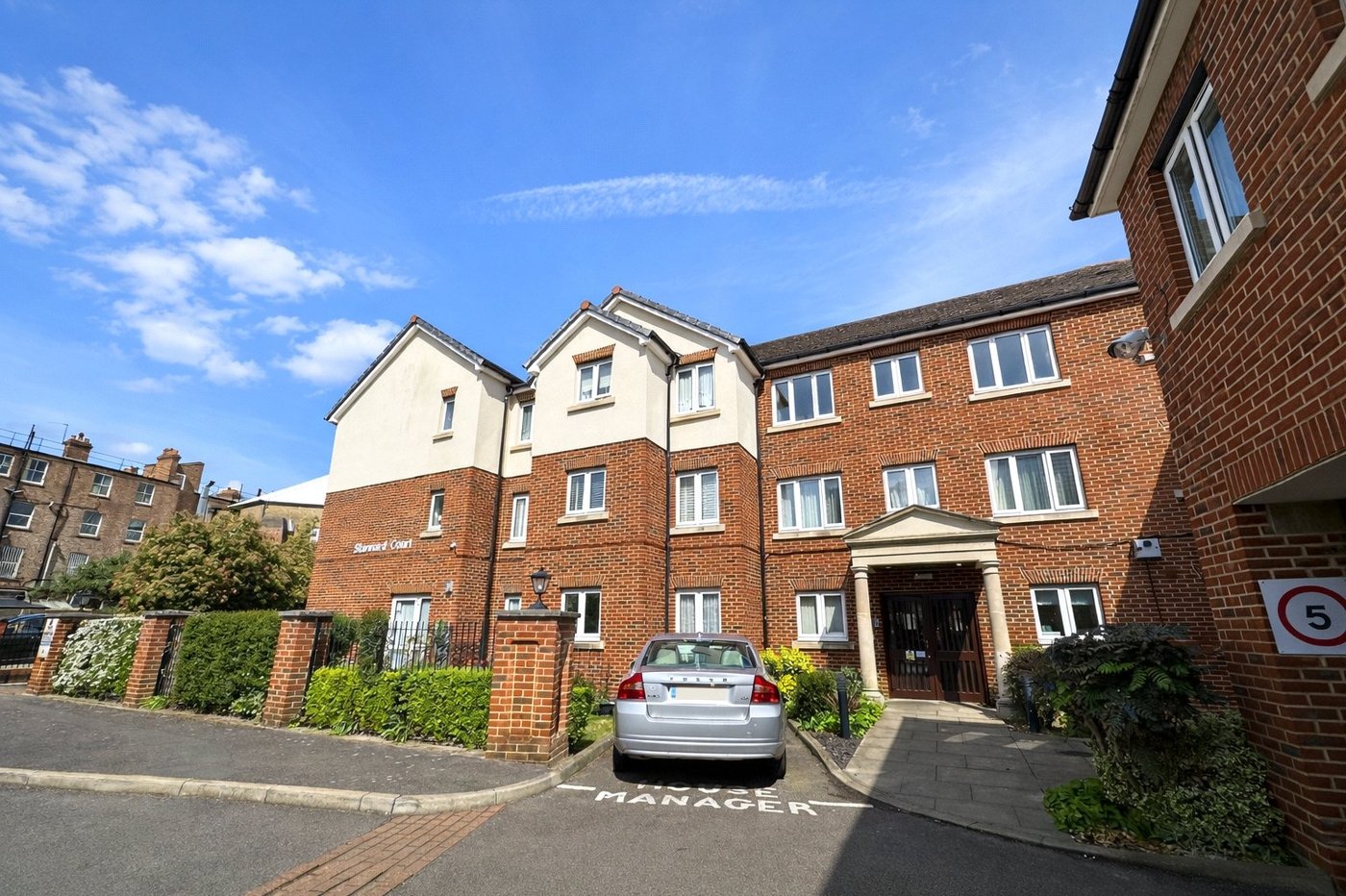 1 bedroom property for sale in London | Robinson Jackson