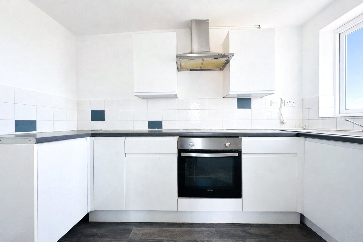 2 bedroom property for sale in London | Robinson Jackson