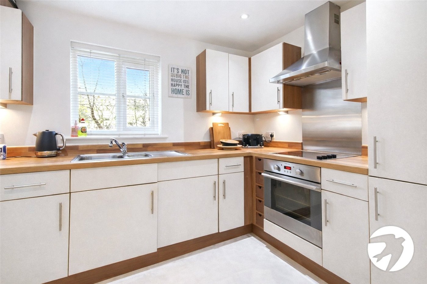1 bedroom property for sale in London | Robinson Jackson
