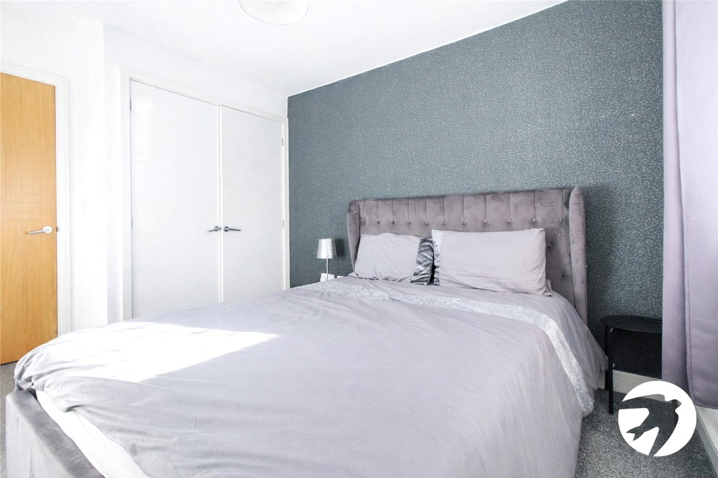 1 bedroom property for sale in London | Robinson Jackson