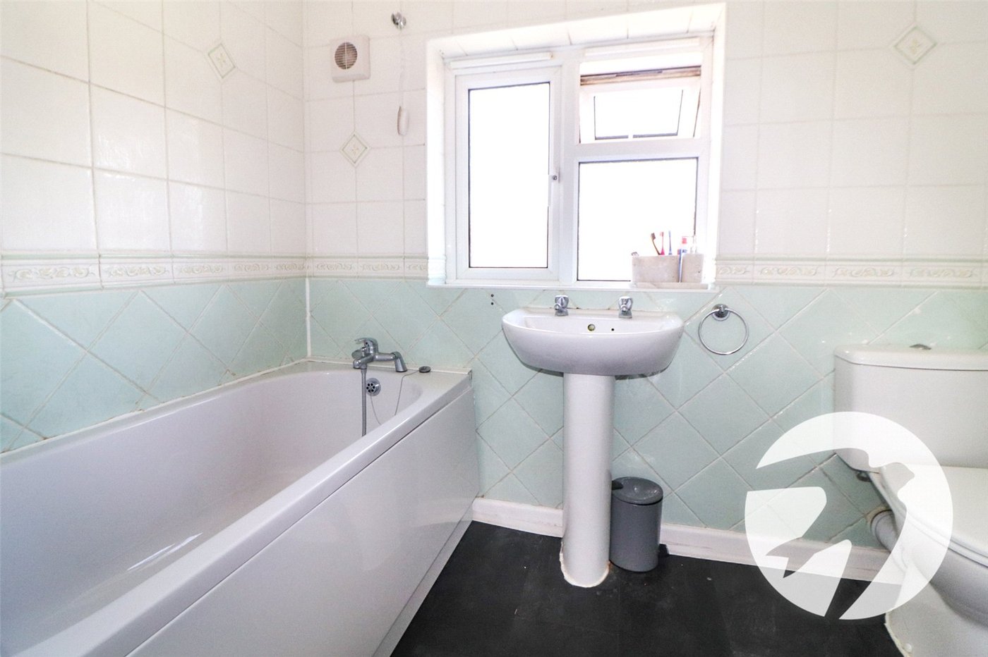 4 bedroom house for sale in Bexleyheath | Robinson Jackson