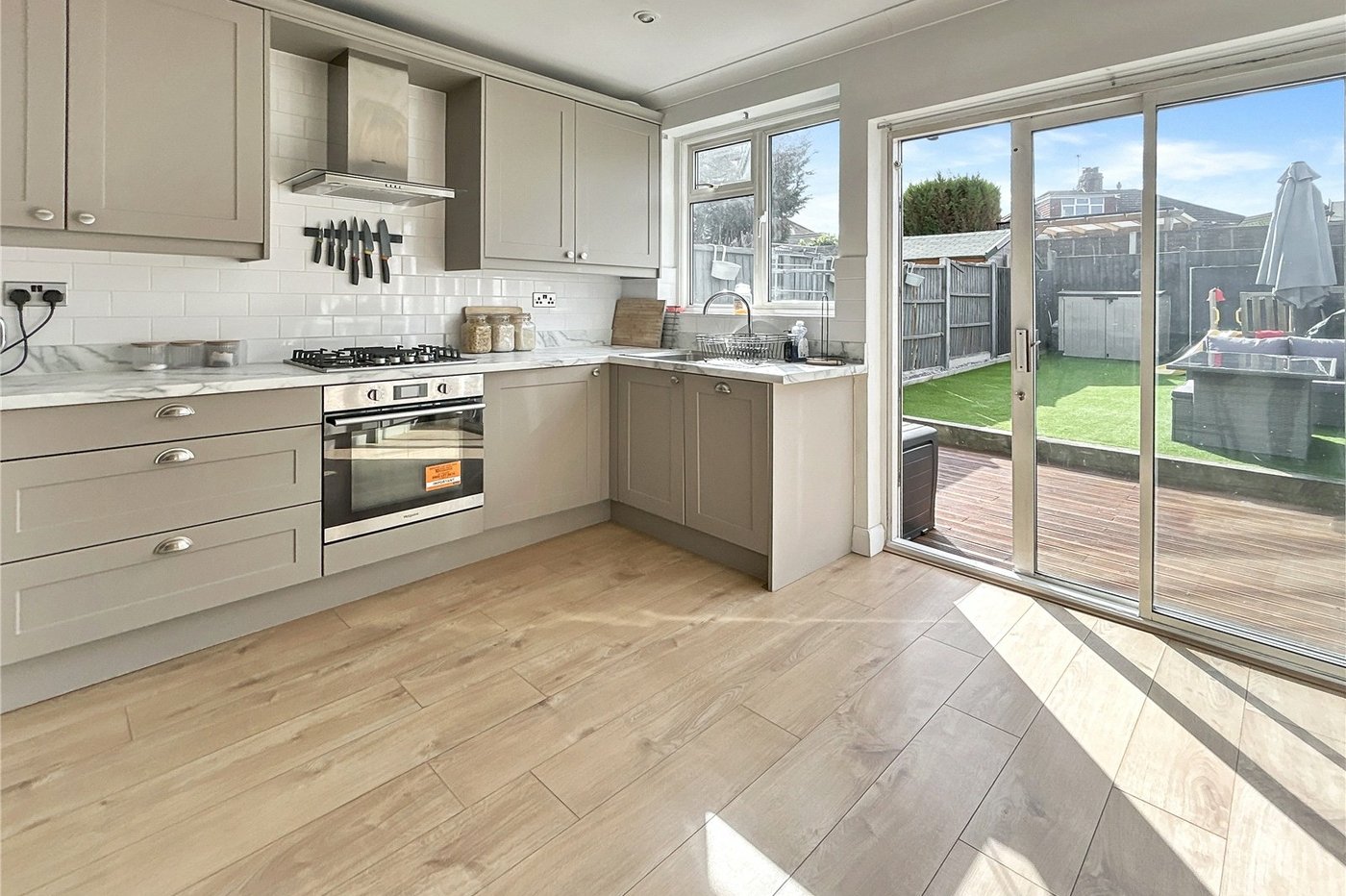 2 bedroom house for sale in Sidcup | Robinson Jackson