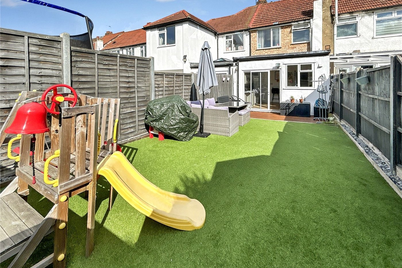 2 bedroom house for sale in Sidcup | Robinson Jackson