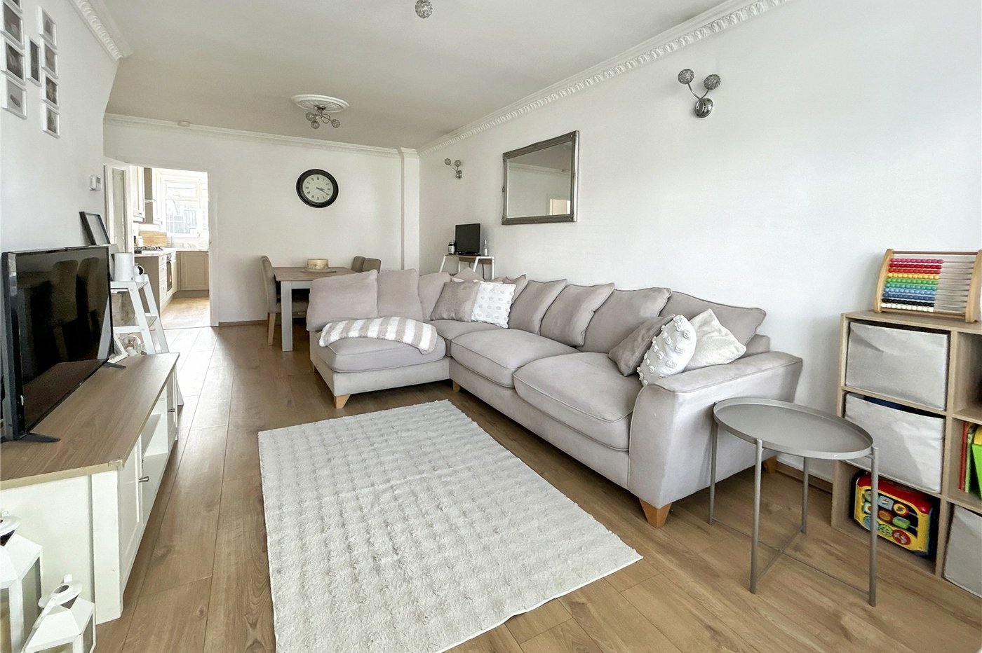 2 bedroom house for sale in Sidcup | Robinson Jackson