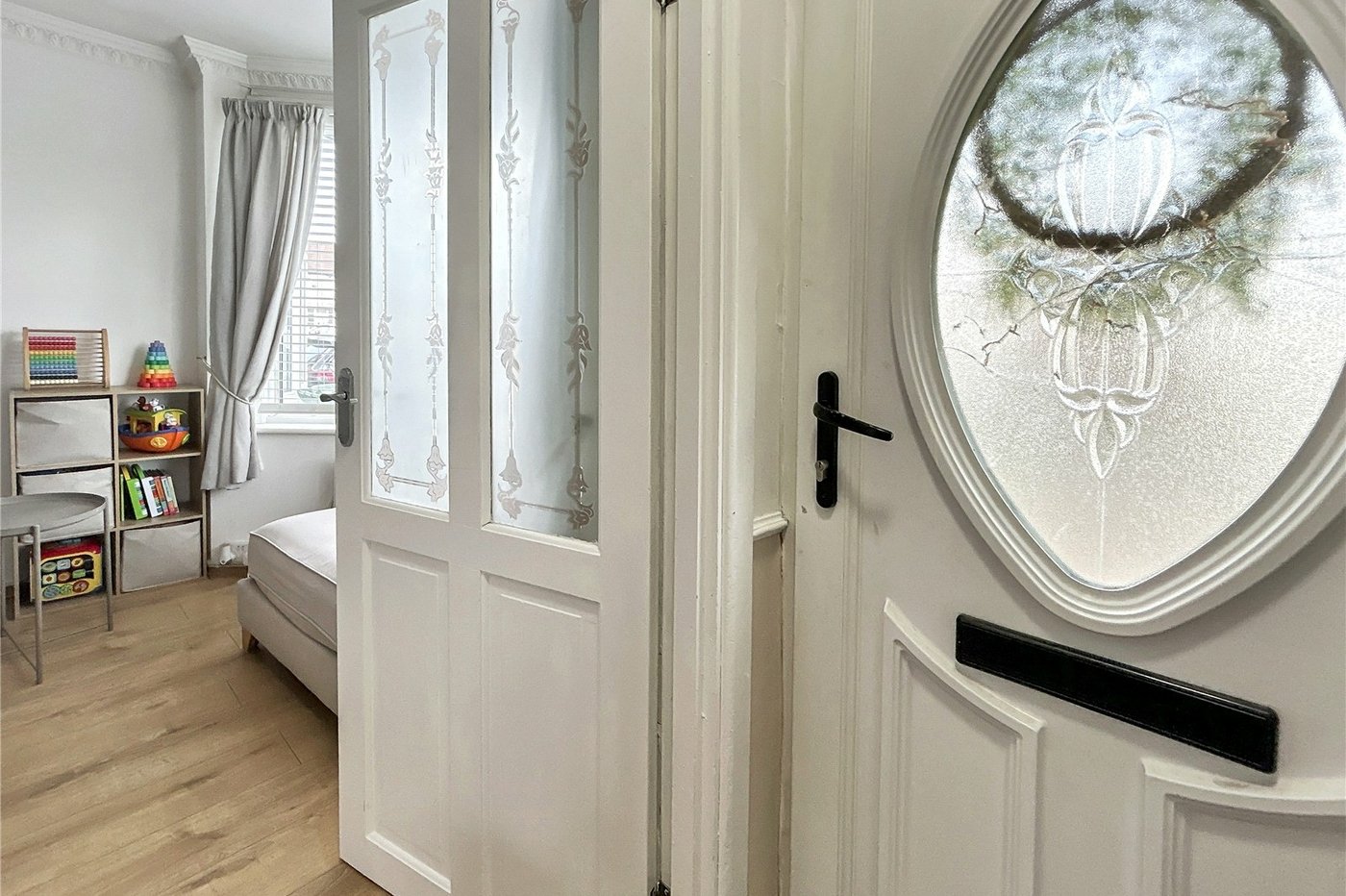 2 bedroom house for sale in Sidcup | Robinson Jackson