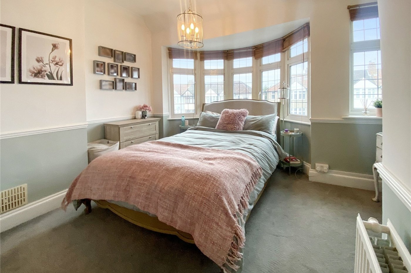 2 bedroom house for sale in Sidcup | Robinson Jackson