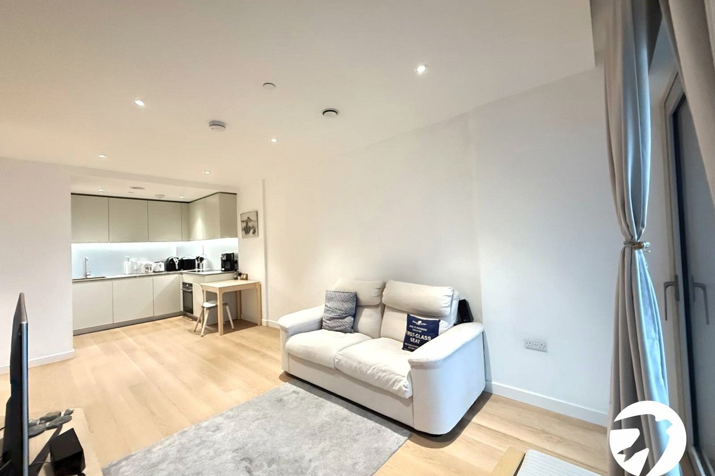 1 bedroom property for sale in London | Robinson Jackson
