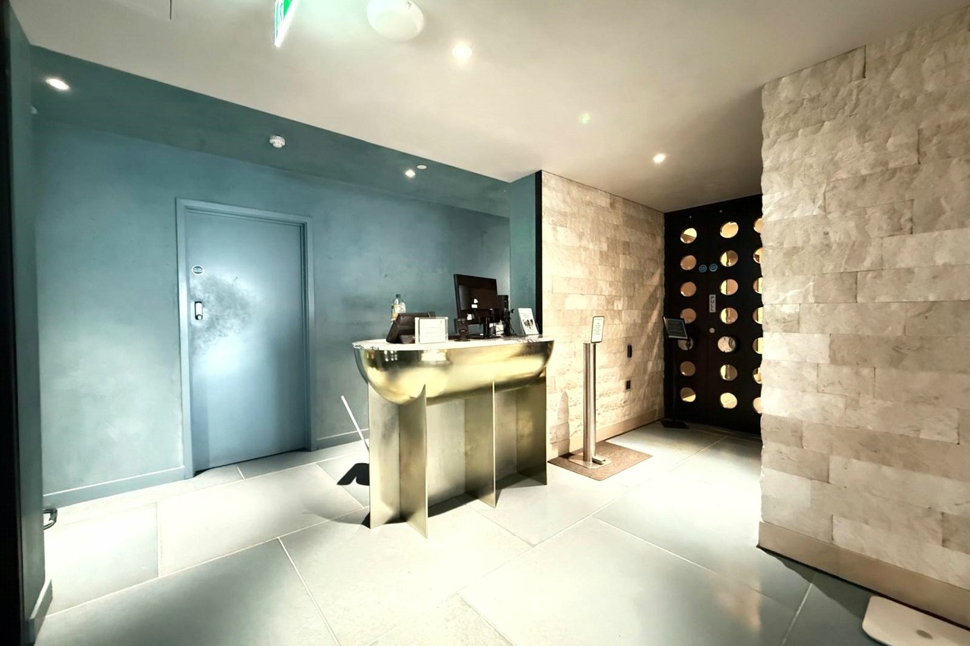 1 bedroom property for sale in London | Robinson Jackson