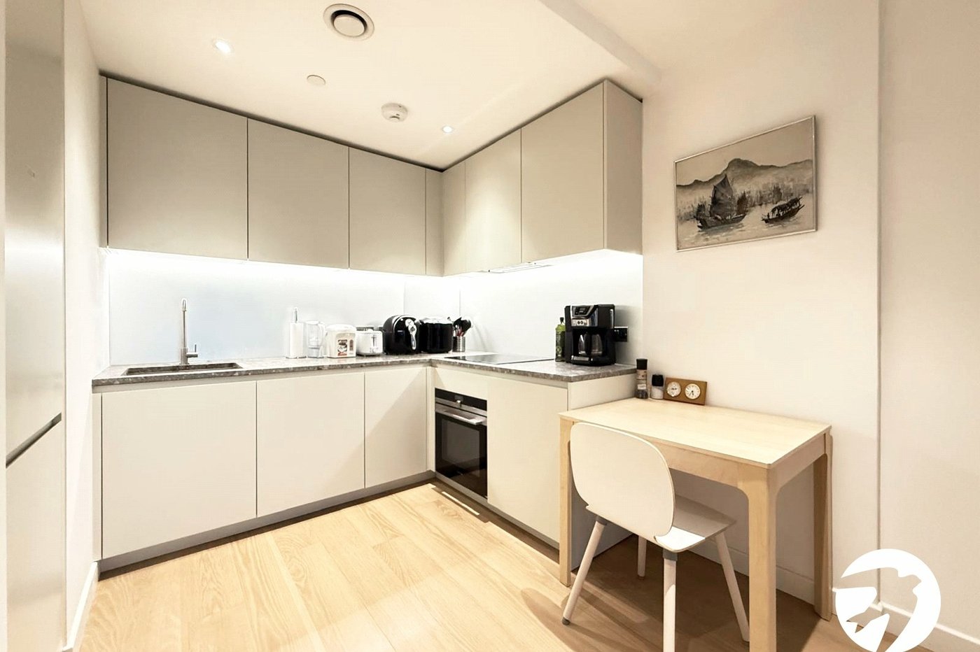 1 bedroom property for sale in London | Robinson Jackson