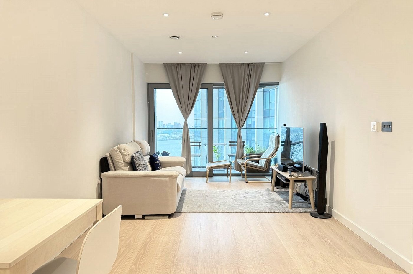1 bedroom property for sale in London | Robinson Jackson